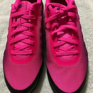 Nike Air Max Invigor